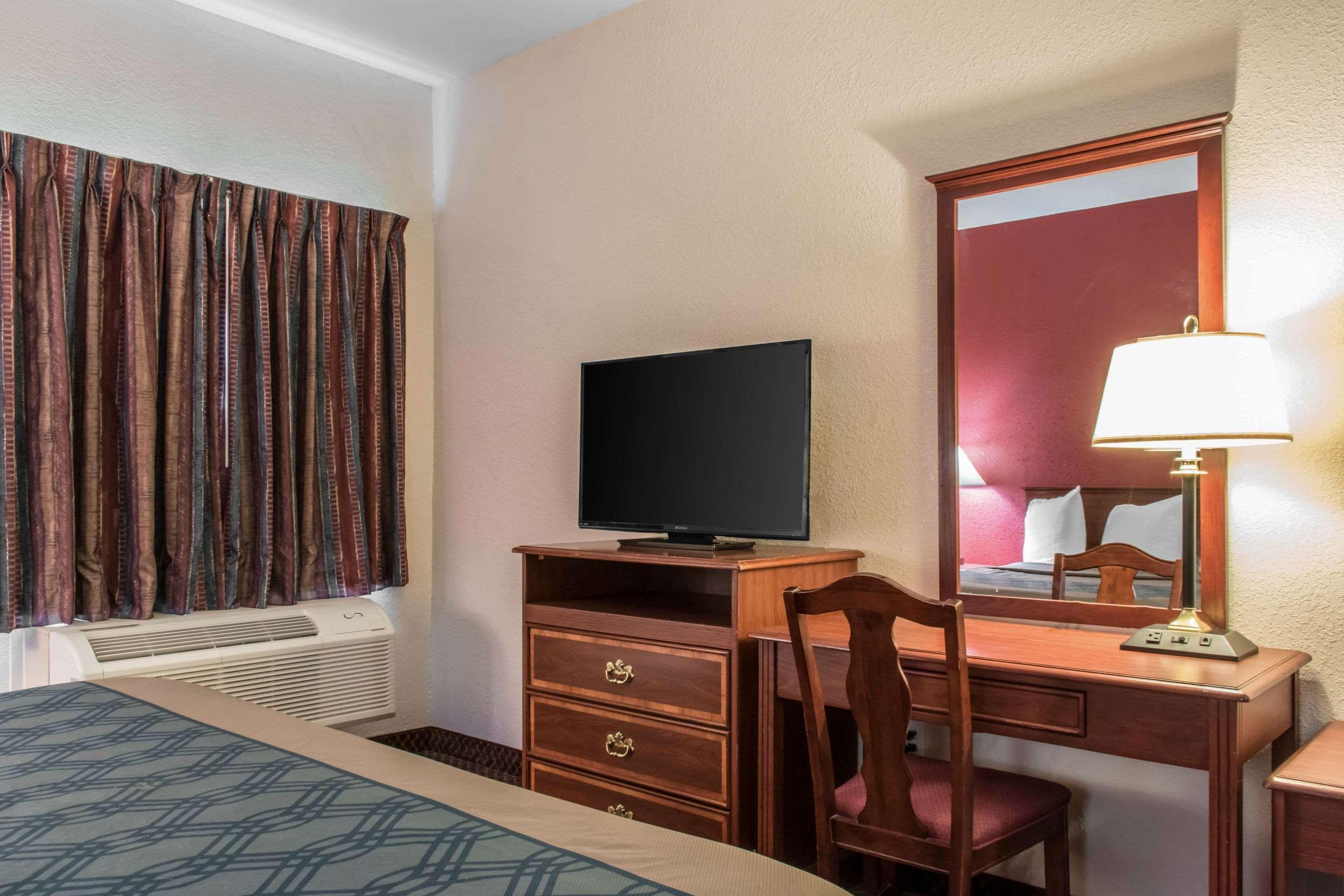 Econo Lodge Carlisle Buitenkant foto
