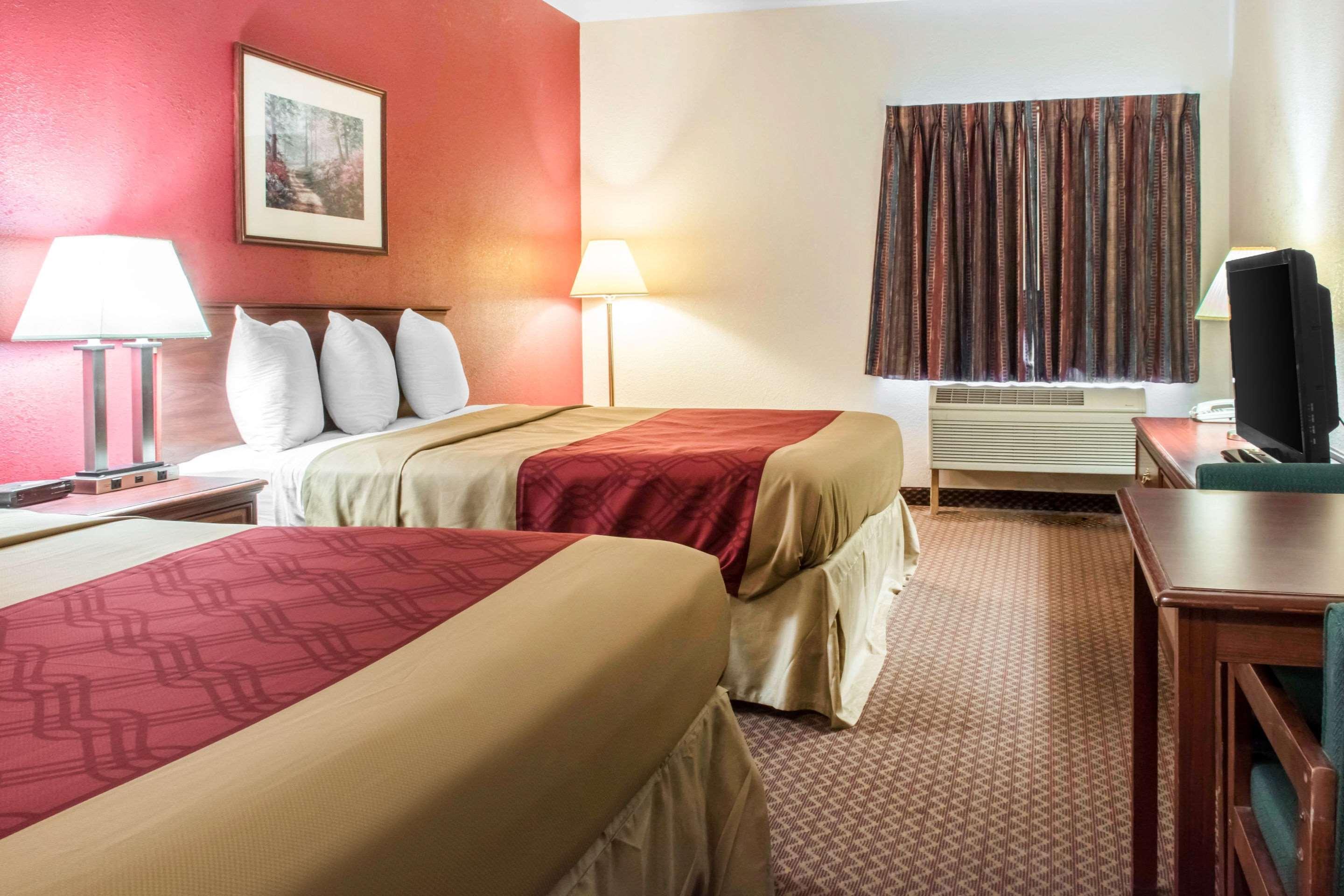 Econo Lodge Carlisle Buitenkant foto