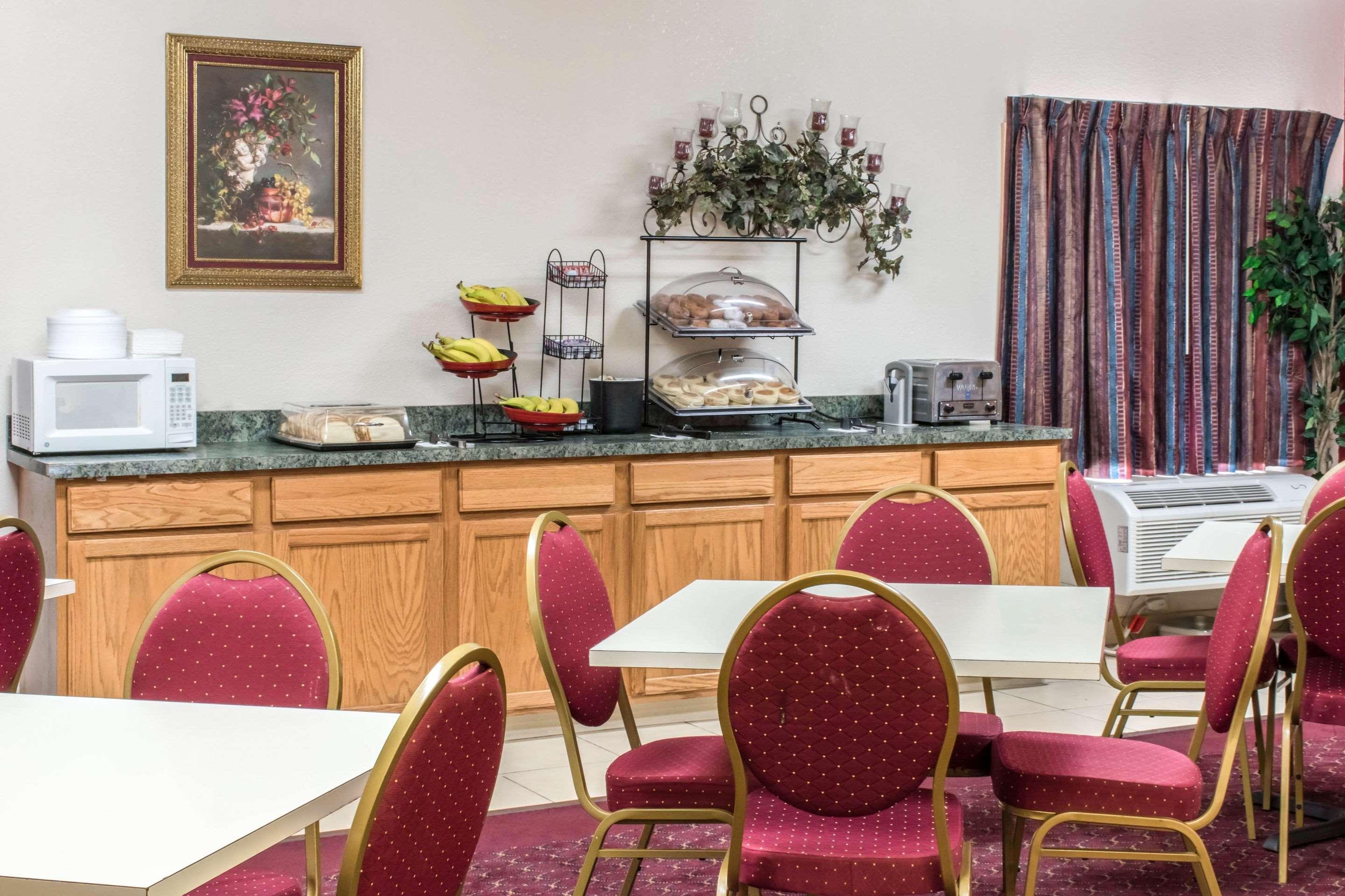 Econo Lodge Carlisle Buitenkant foto