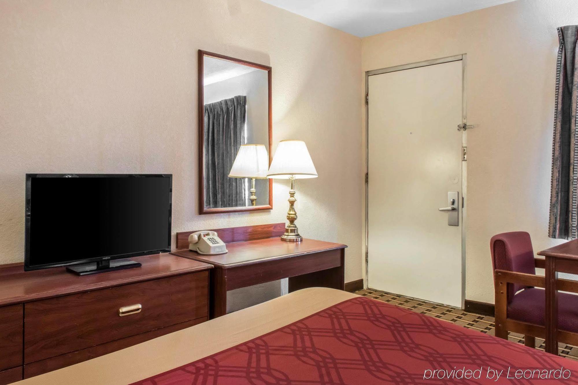 Econo Lodge Carlisle Buitenkant foto