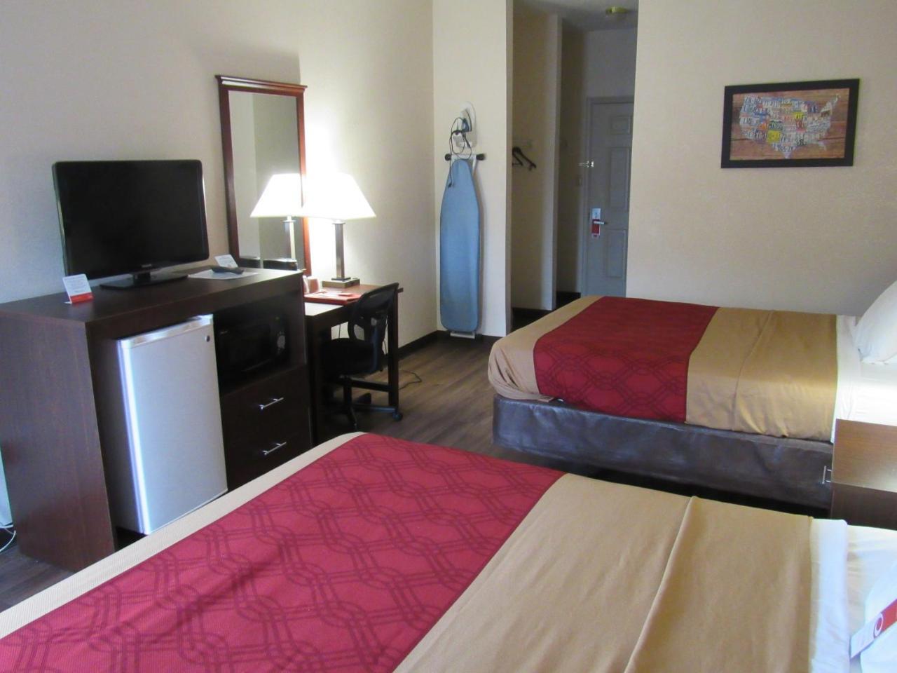 Econo Lodge Carlisle Buitenkant foto